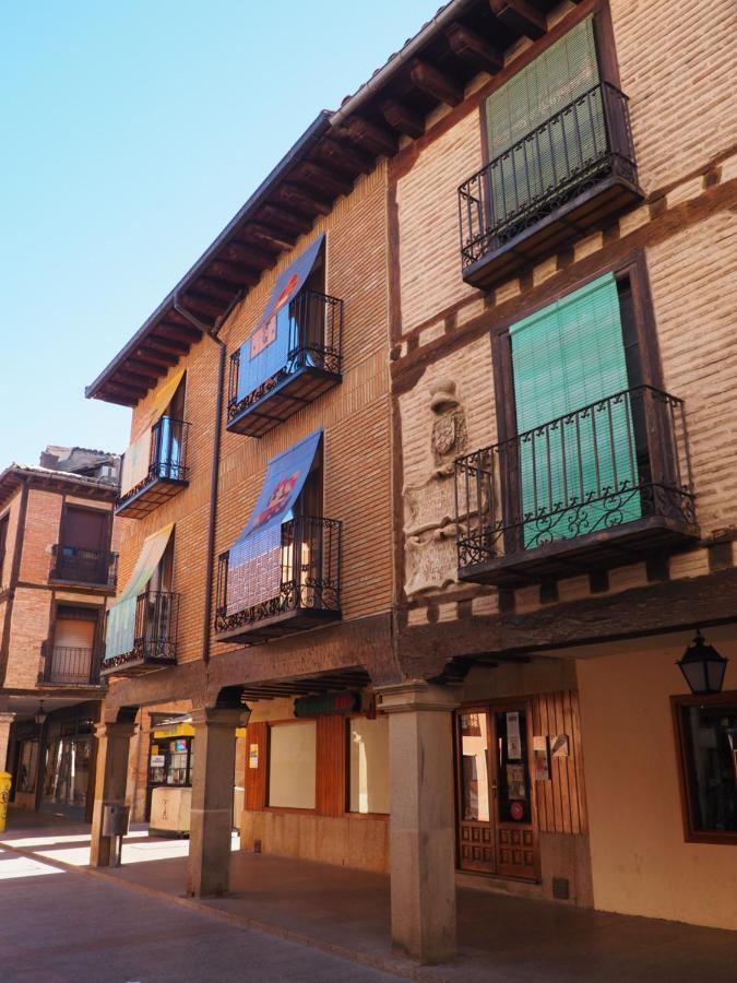 La Casona Del Zoilo -Los Arenales- El Burgo De Osma Buitenkant foto
